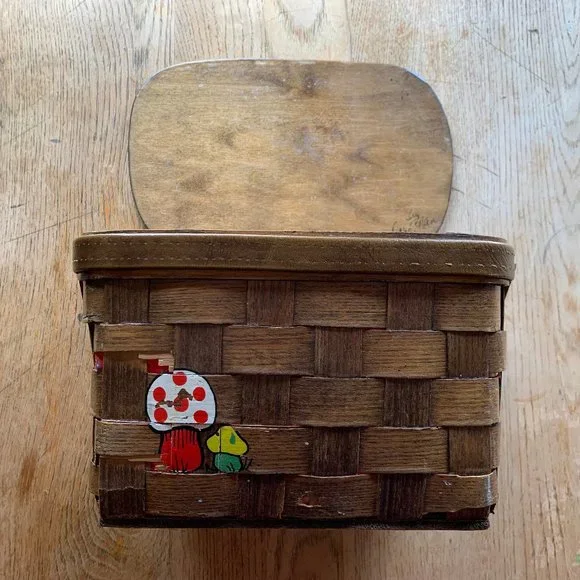 Vintage - Caro Nan - Basket Purse Painted Mushrooms Ladybug - Picture 5 of 15